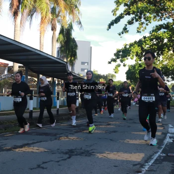 Runner Photo 1629057