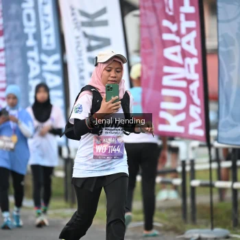 Runner Photo 1629118