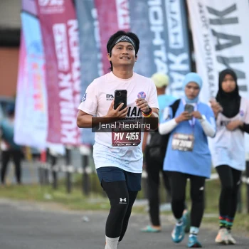 Runner Photo 1629129