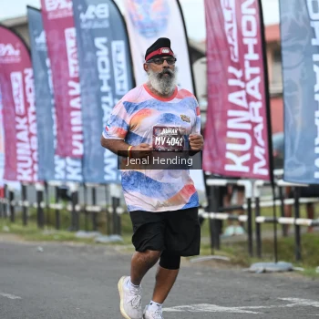 Runner Photo 1629145