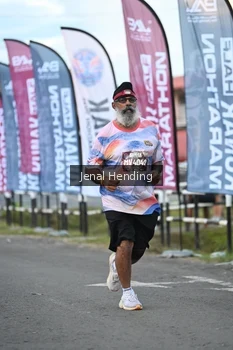 Runner Photo 1629152