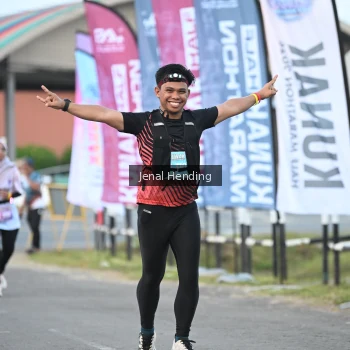Runner Photo 1629178