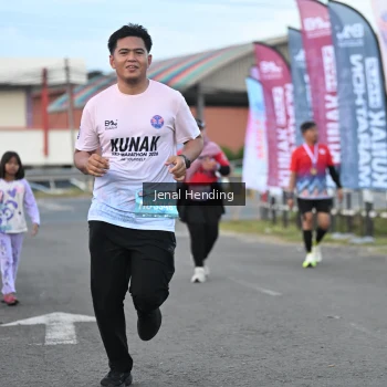 Runner Photo 1629232
