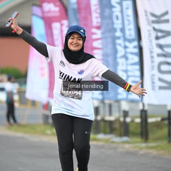 Runner Photo 1629245