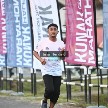 Runner Photo 1629347