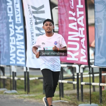 Runner Photo 1629355