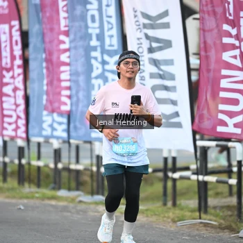 Runner Photo 1629361