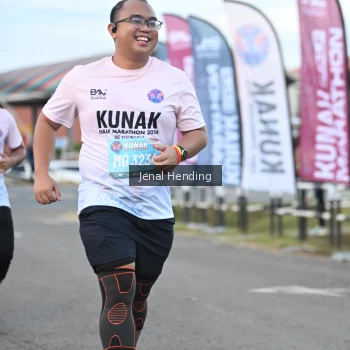 Runner Photo 1629514