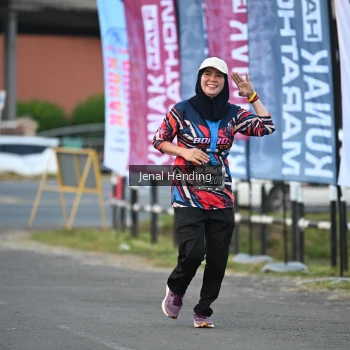 Runner Photo 1629566