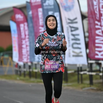 Runner Photo 1629742