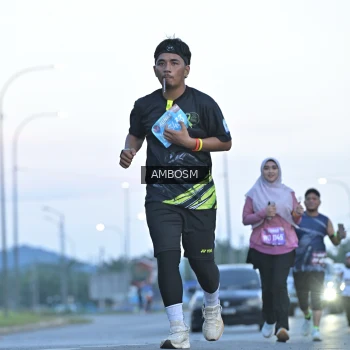 Runner Photo 1629770