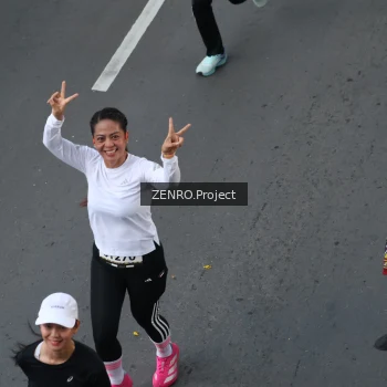 Runner Photo 1629774