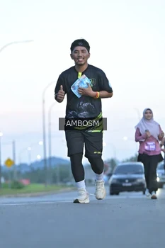 Runner Photo 1629795