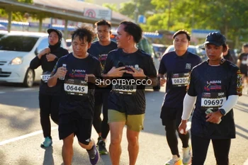 Runner Photo 1629806
