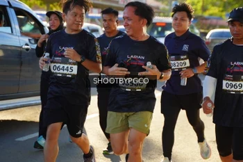 Runner Photo 1629819
