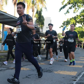 Runner Photo 1629895