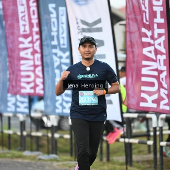 Runner Photo 1629935