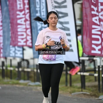Runner Photo 1629972
