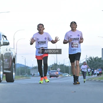 Runner Photo 1630003