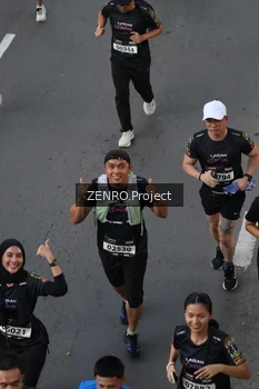 Runner Photo 1630019
