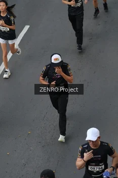 Runner Photo 1630025