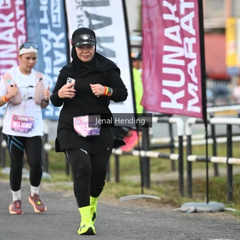Runner Photo 1630058