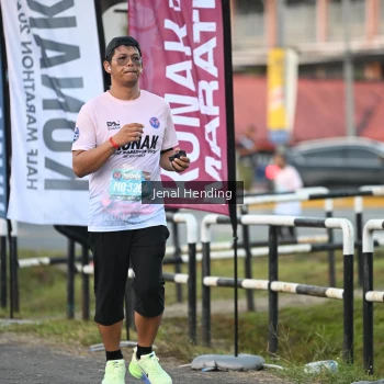 Runner Photo 1630115