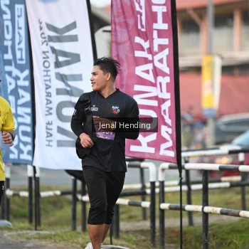 Runner Photo 1630142