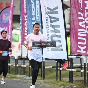 Runner Photo 1630155
