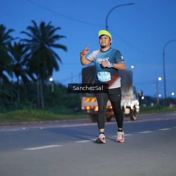 Runner Photo 1630174