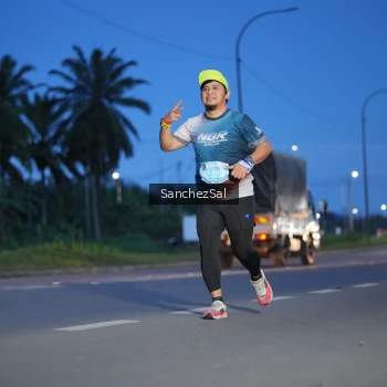 Runner Photo 1630187