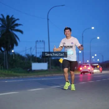 Runner Photo 1630247
