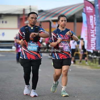 Runner Photo 1630330