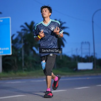 Runner Photo 1630337