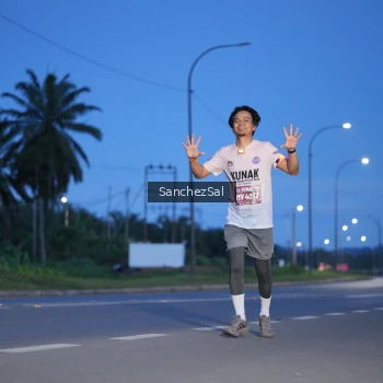 Runner Photo 1630360