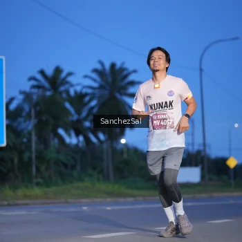 Runner Photo 1630368