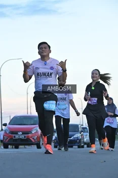 Runner Photo 1630636