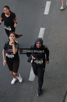 Runner Photo 1630649