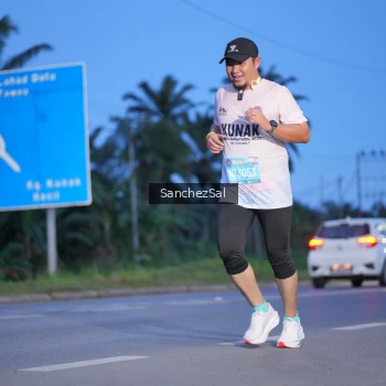 Runner Photo 1630759