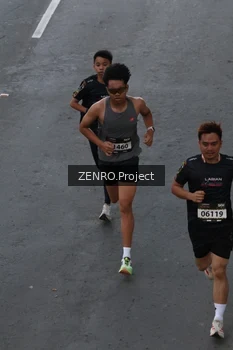 Runner Photo 1630796