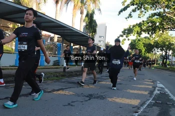 Runner Photo 1630828