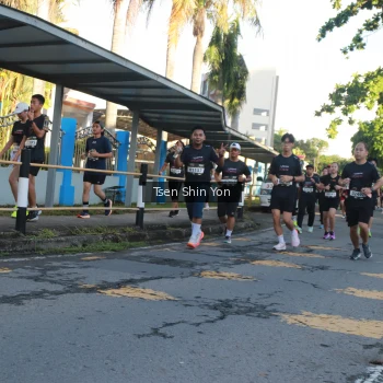 Runner Photo 1630953