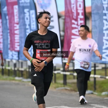 Runner Photo 1630980