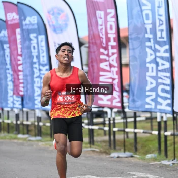 Runner Photo 1631009