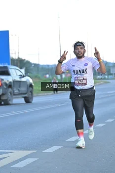 Runner Photo 1631083