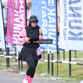 Runner Photo 1631090