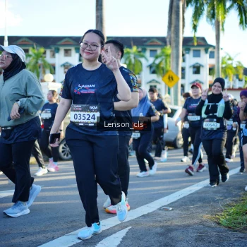 Runner Photo 1631208