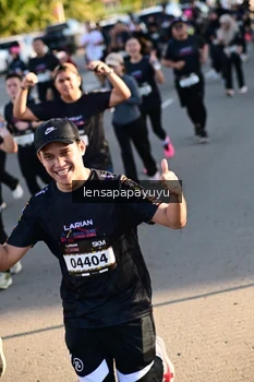 Runner Photo 1631211