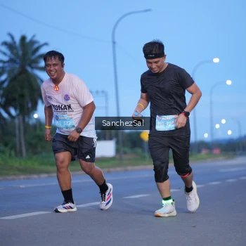 Runner Photo 1631260