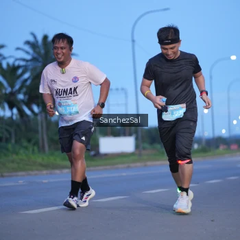 Runner Photo 1631292